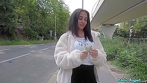 Hawt milf with a huge ass andtomer activities