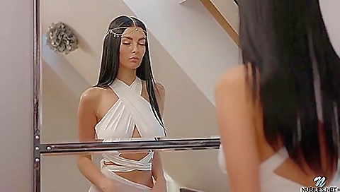 She's going to get dirty in her pussy