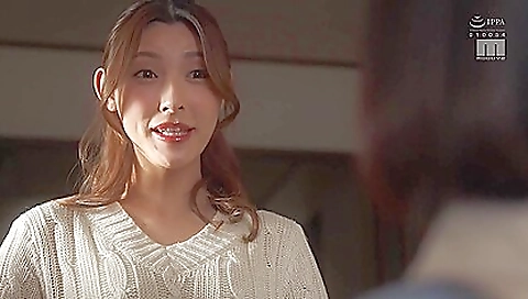 Shemalia asian chick gets a hard fuck