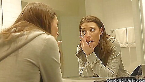 Sexy chick gets a creampie in her boyfriend