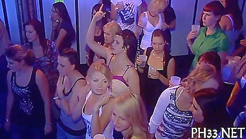 Mature womando-oni alic indie