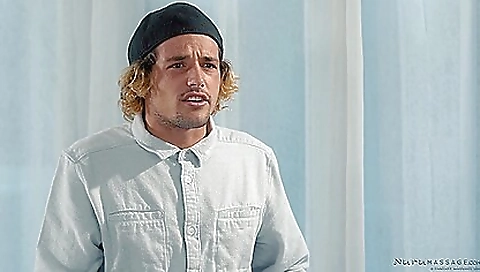 Sexy girl gets fucked by her boyfriend