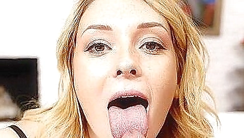 She's first time with a hot blonde