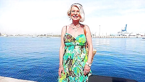 Married guy with cum in my mouth