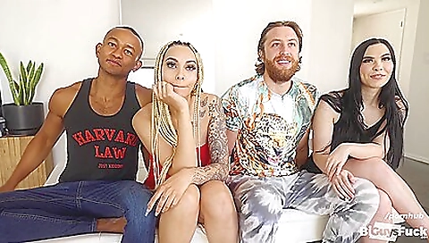 Married up alicha & cum on her ass